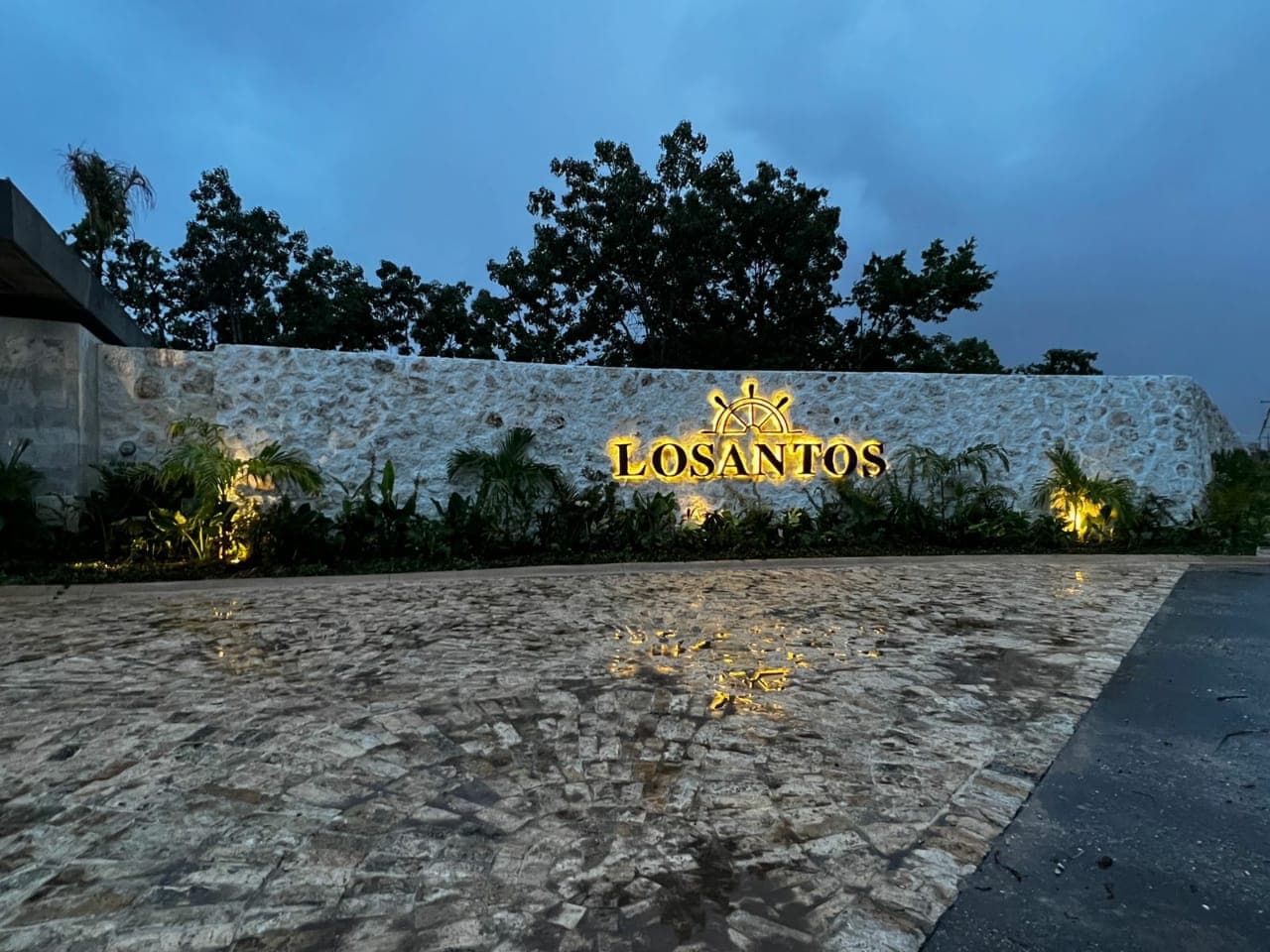 LOSANTOS CANCUN thumb 5